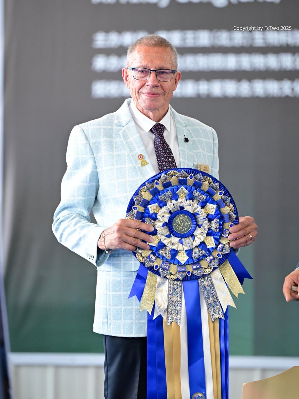 Mr. Hans Almgren